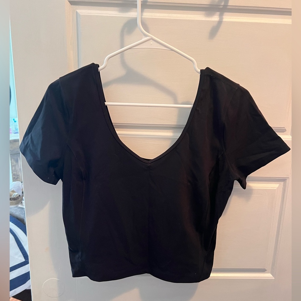 BLACK LULULEMON ALIGN T SHIRT